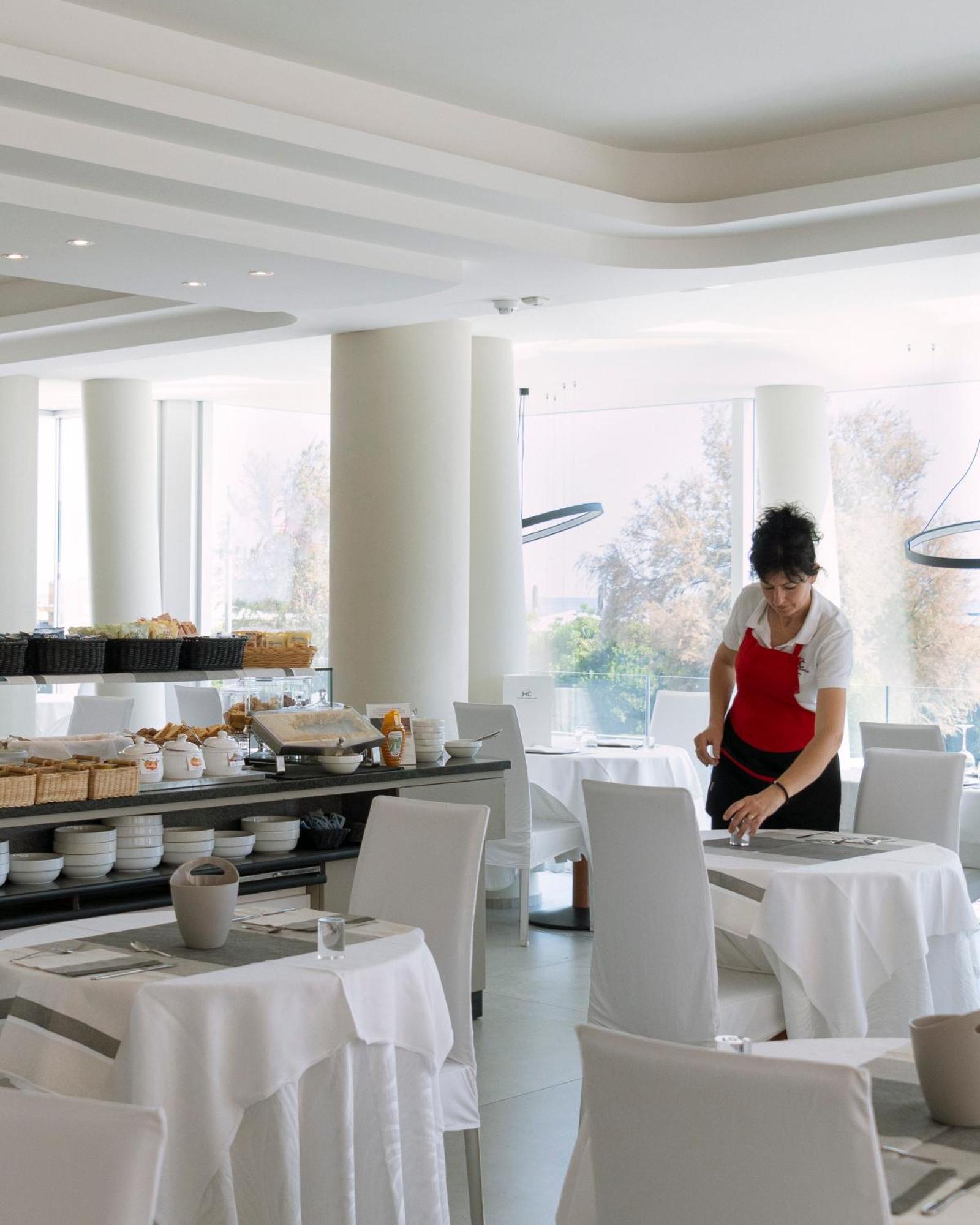 Hotel Commodore Червія Екстер'єр фото