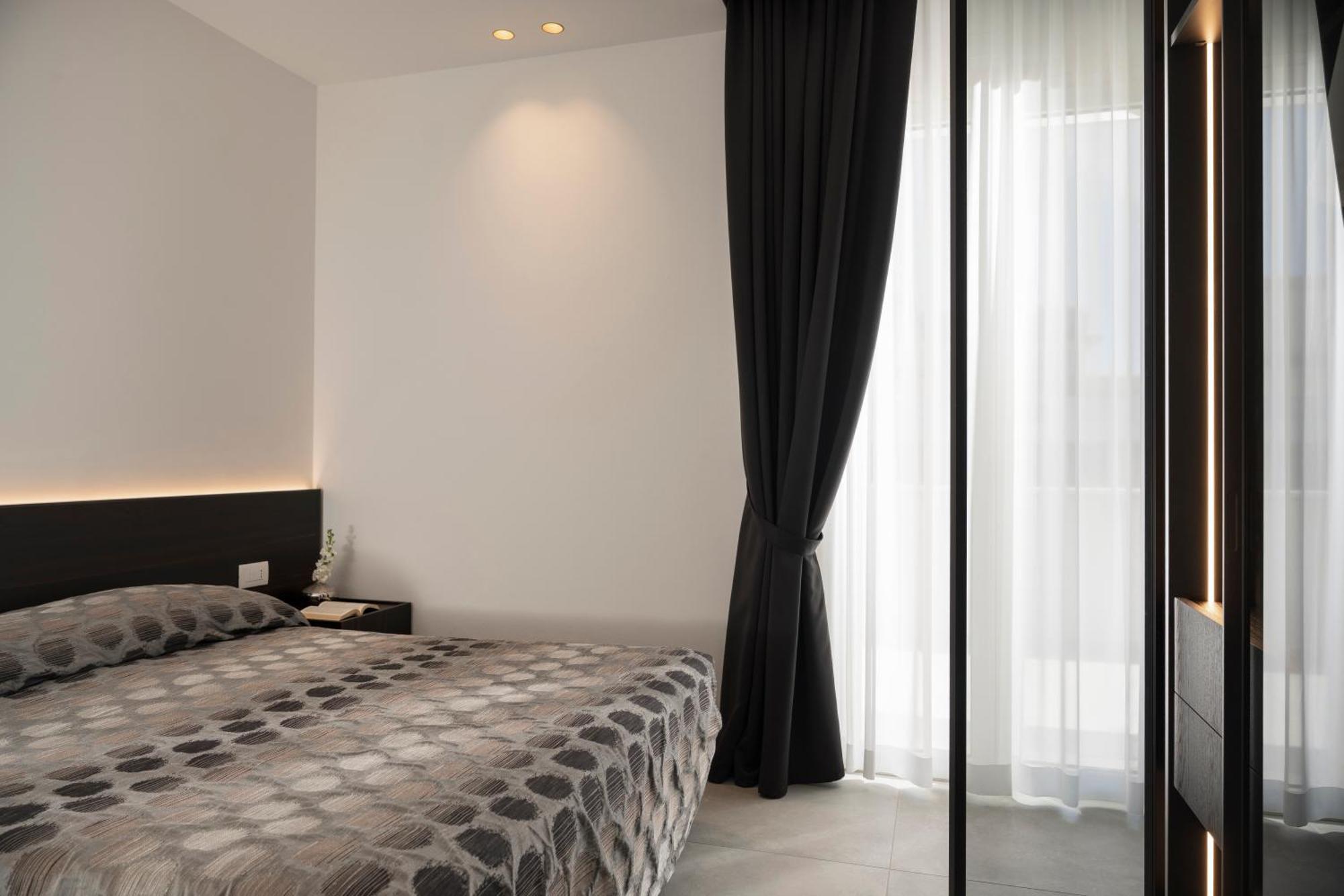 Hotel Commodore Червія Екстер'єр фото